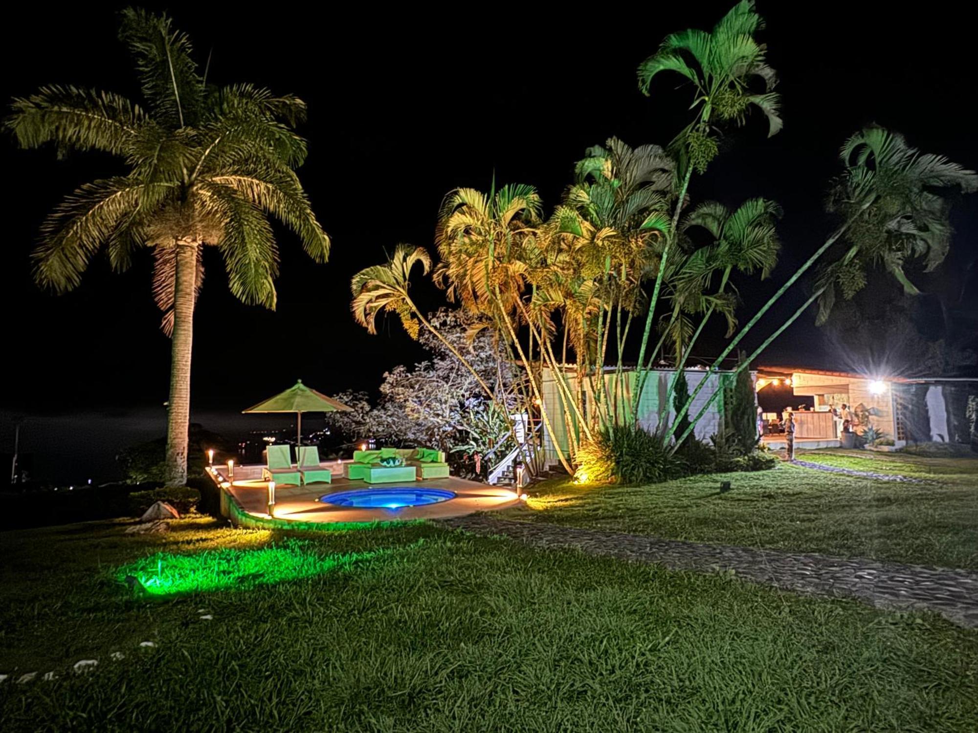 Hotel Maca Lago Calima Exterior photo